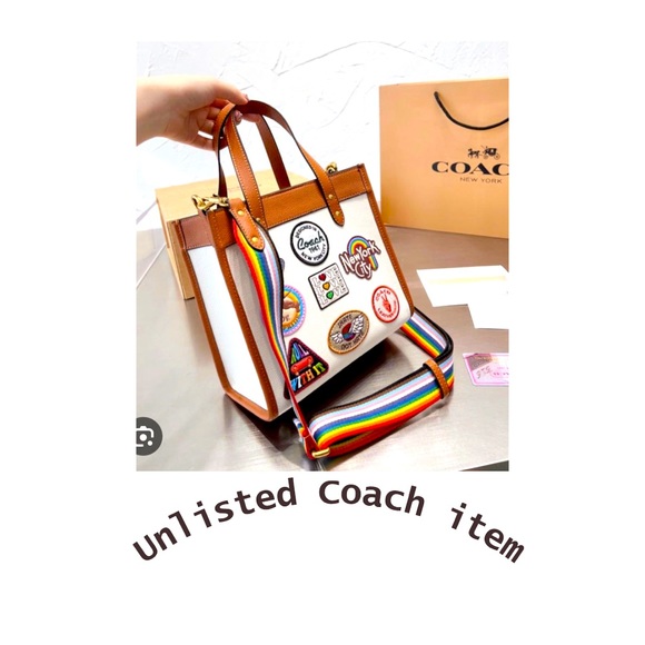 This listing is for a Coach item that is not currently not listed in my show… - Picture 1 of 1